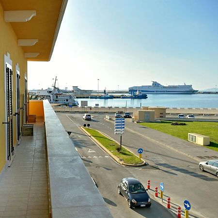 Hotel Elisa Porto Torres Exterior foto